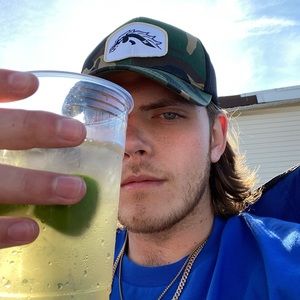 Meet your Posher, Liam